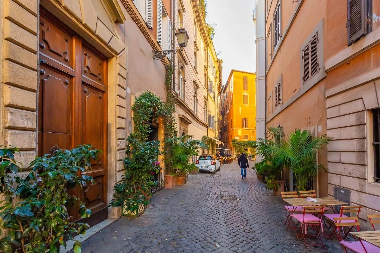 Central Charm Near Piazza Navona - Cozy Loft For 2 Rome