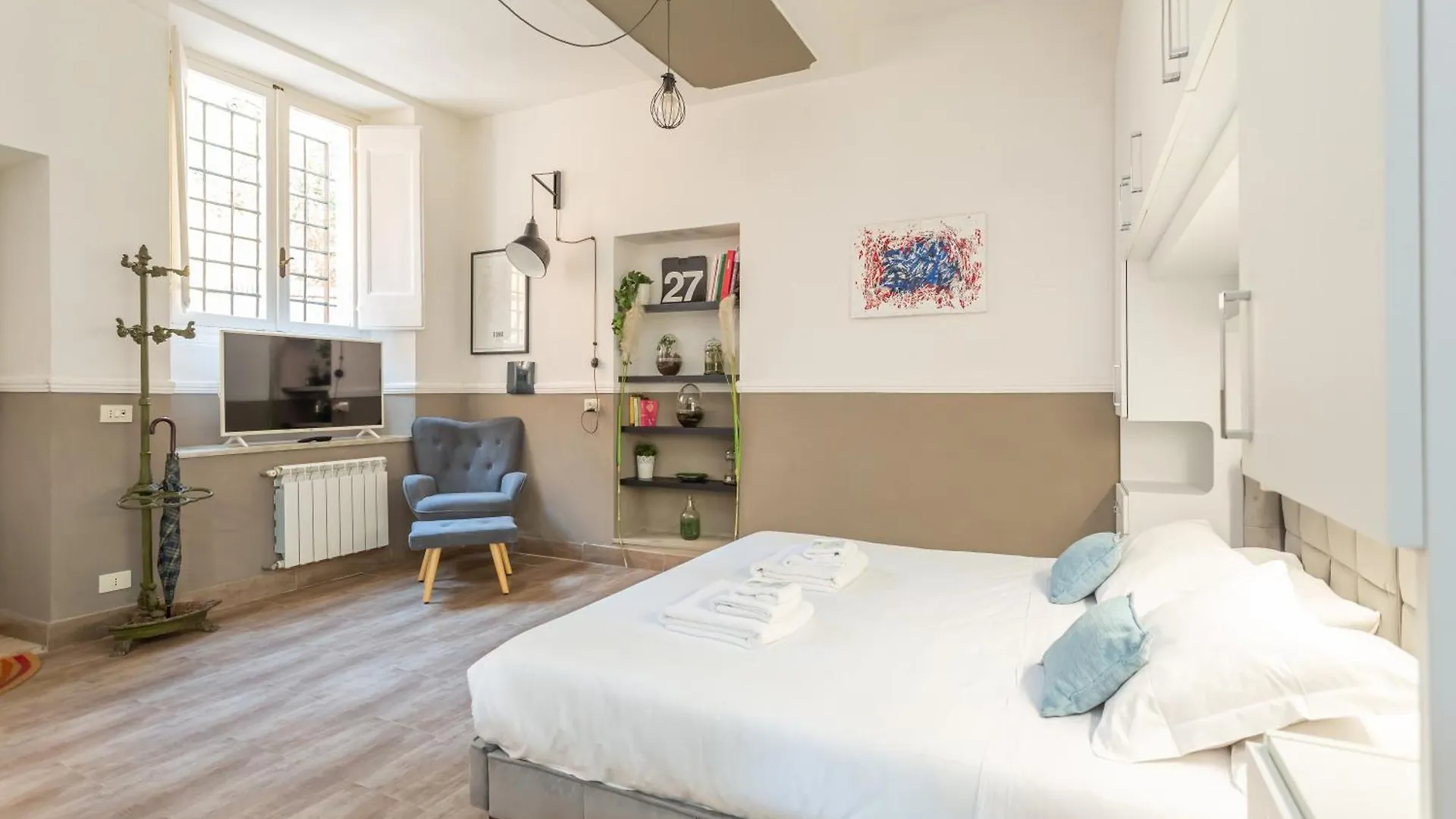 Central Charm Near Piazza Navona - Cozy Loft For 2 location